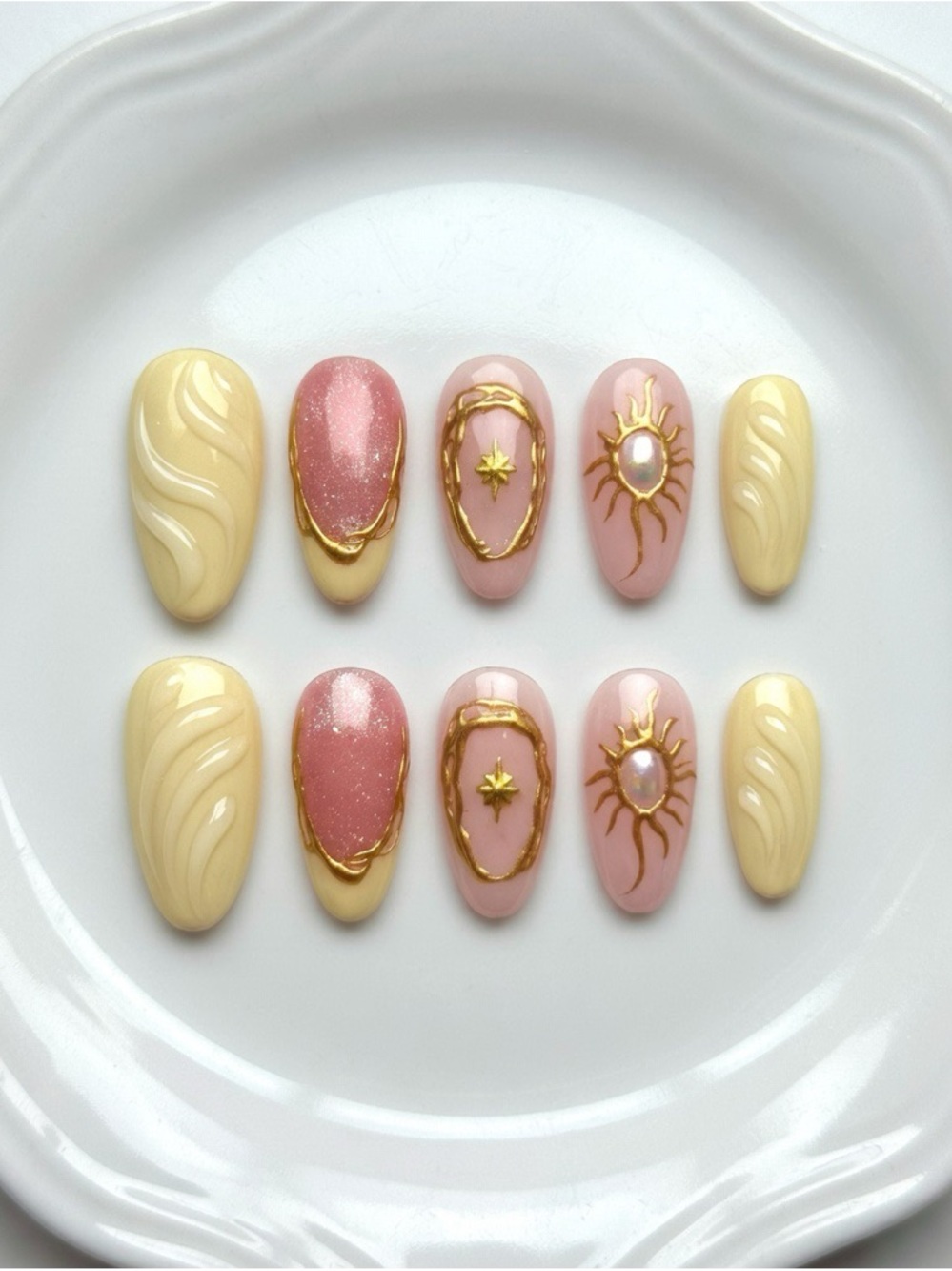 Elegant Pink & Cream Press-On Nail Set with Gold Accents
